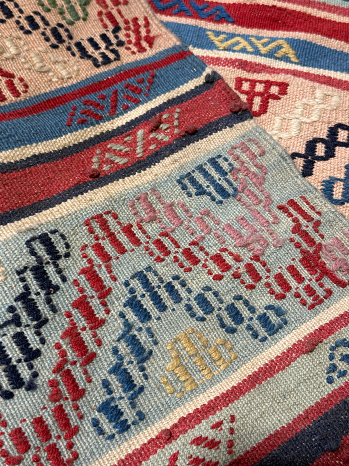 Vintage Handwoven Geometric Persian Oriental Rug - Handwoven - 46 x 67"