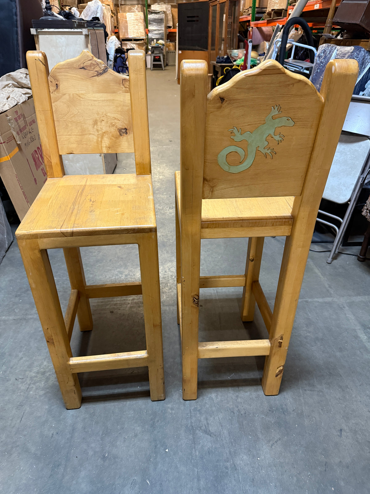 Rustic Green Gecko Lizard Wooden Barstool Pair - 18 x 46"